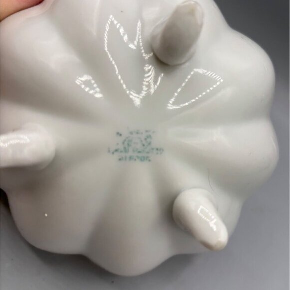 Vtg Nippon 3 footed Trinket DIsh Hand Painted Floral Japan - Picture 5 of 6